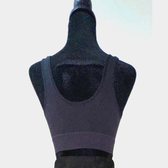 2 Hanes (Blk & Blu) Seamless Pullover Tank Bra - Picture 2 of 8